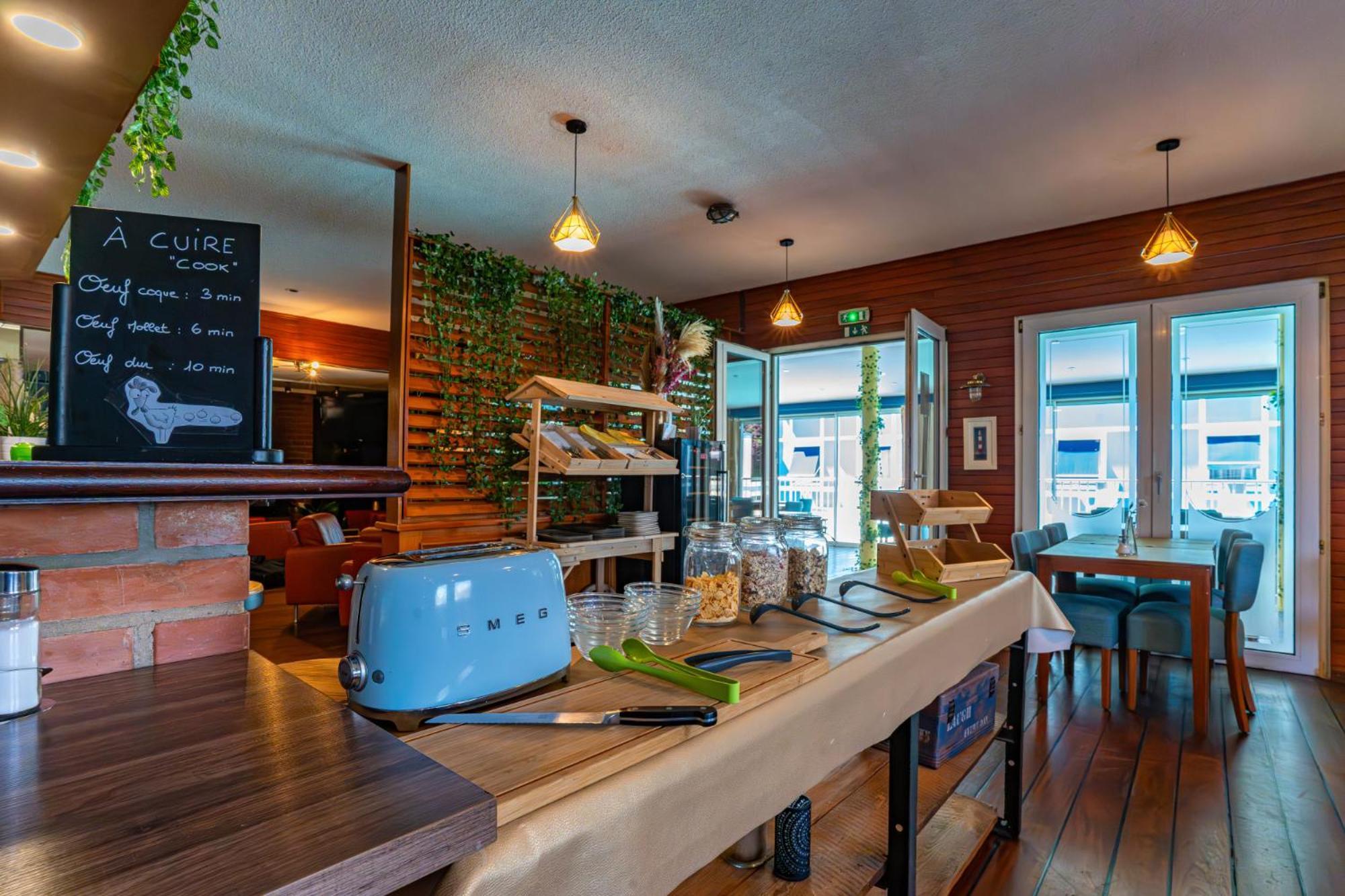 Hotel Restaurant Argos, Strasbourg Nord วองเดนไนม์ ภายนอก รูปภาพ