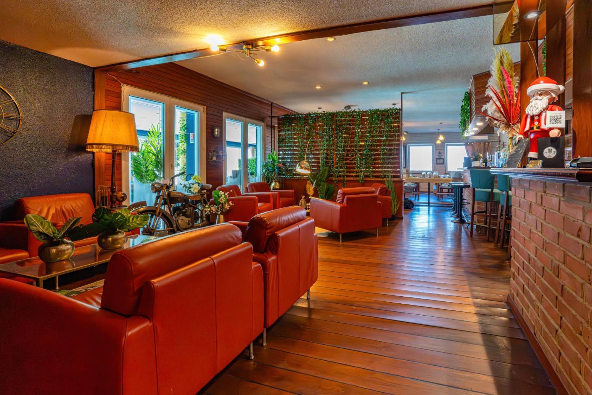 Hotel Restaurant Argos, Strasbourg Nord วองเดนไนม์ ภายนอก รูปภาพ